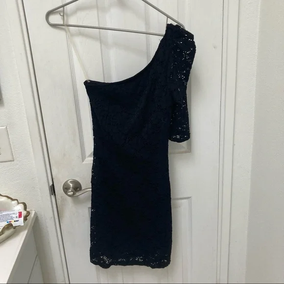 taylor swift black lace dress Buy Luxury Designer Ladies Tara Kaftan Black Online main image 0